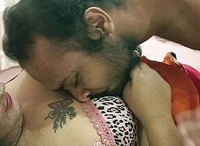 Desi Bengali Hot Reinforcer Having it away before Marry!! Hot Sex with Evident Audio